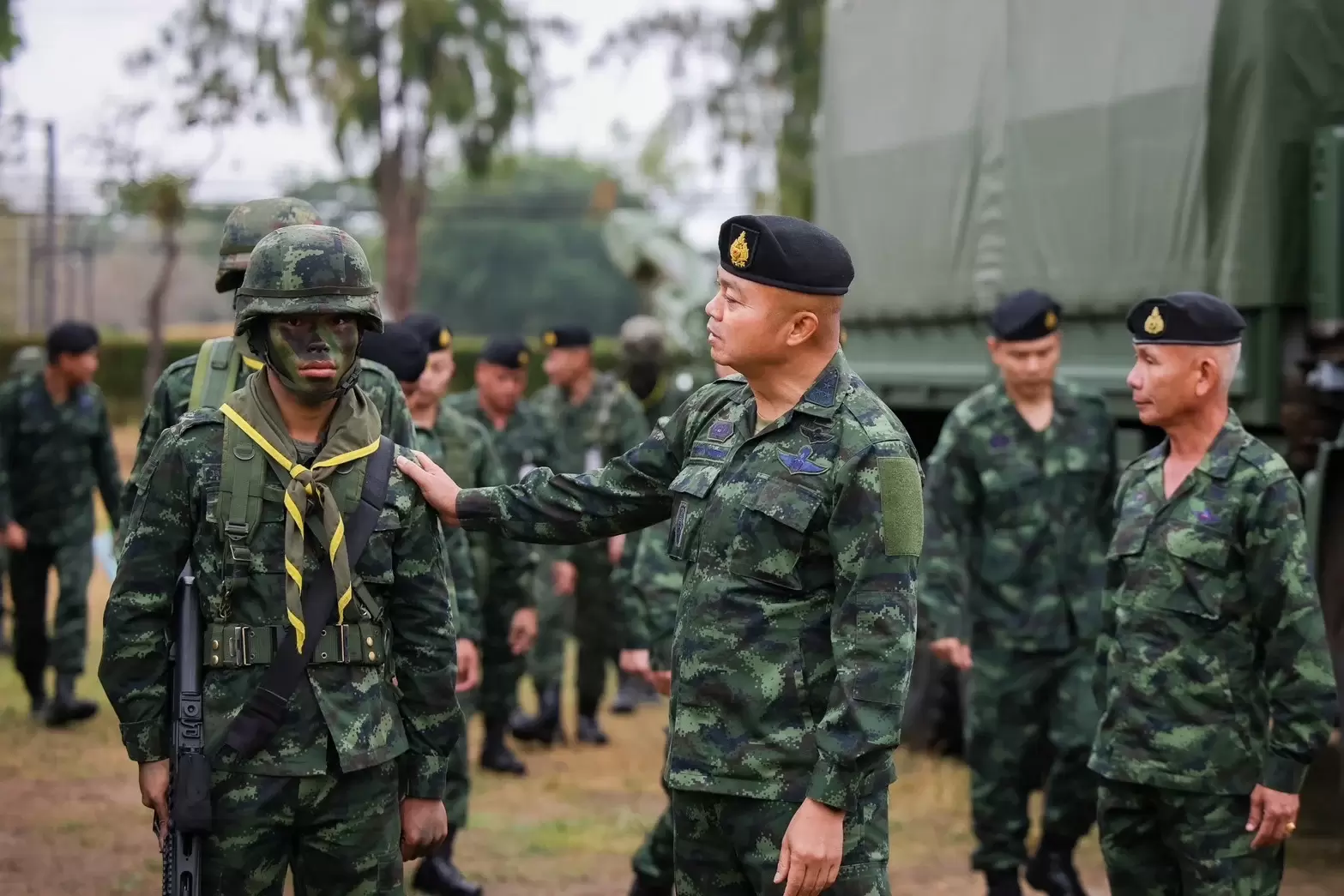 Biography of Big Kung Lieutenant General Boonsin Phadklang Commander of the 2nd Army who protects the Thai Cambodian border